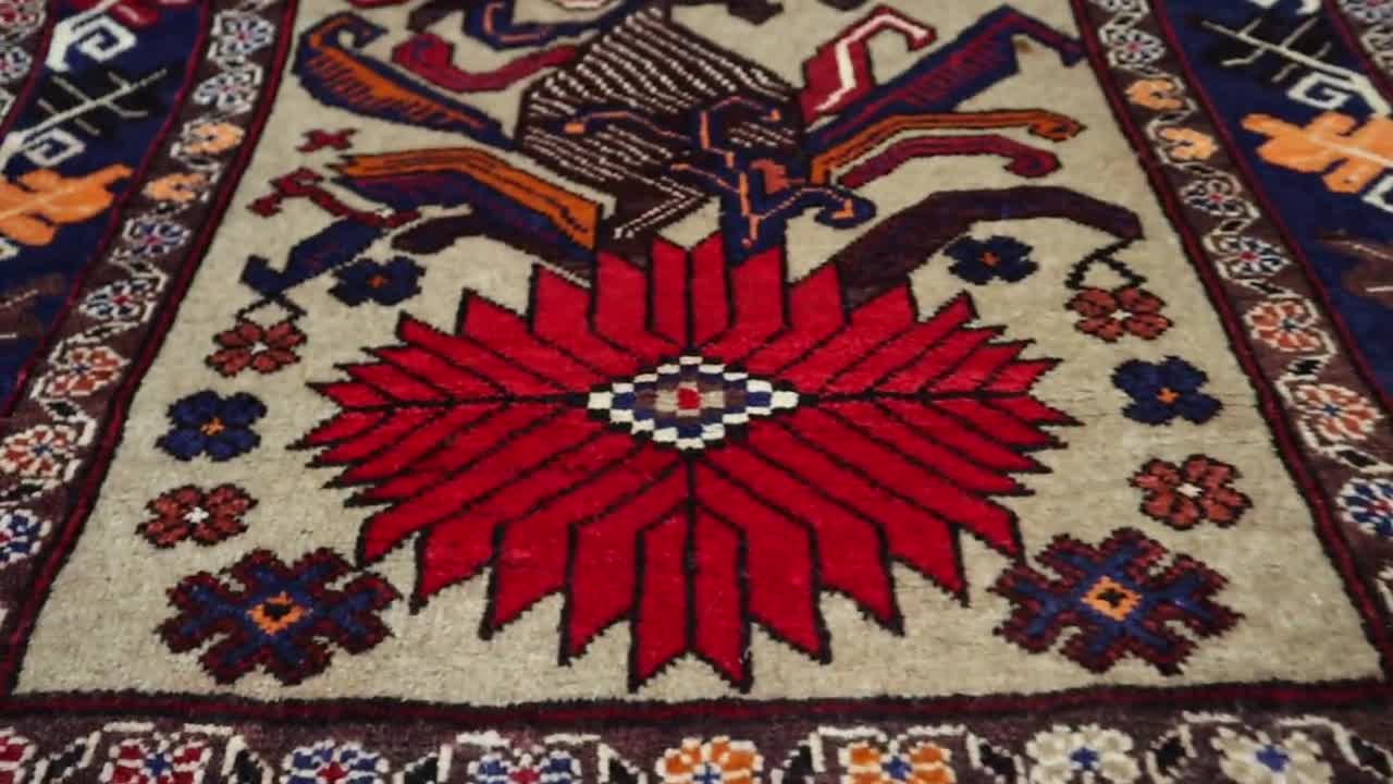 花柄ヴィンテージラグ 2'11 x 4'8 ft アフガニスタン製ハンドメイド