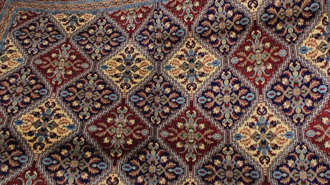 トライバルラグ　ウズベキスタン産　ランナー 11 フィートの長い赤いランナー ラグ - 手編みのアフガニスタン ベジ