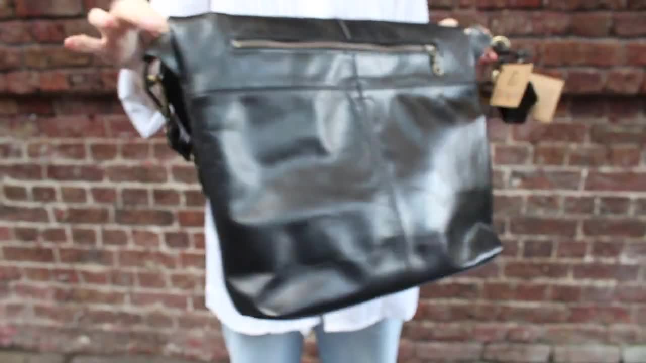 Large Zip Bag Black Leather Dublin Sling Bag Round Top Flap
