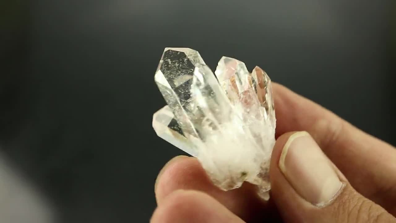 石英クラスター、ゴボボセベルゲ山、ナミビア - Etsy 日本