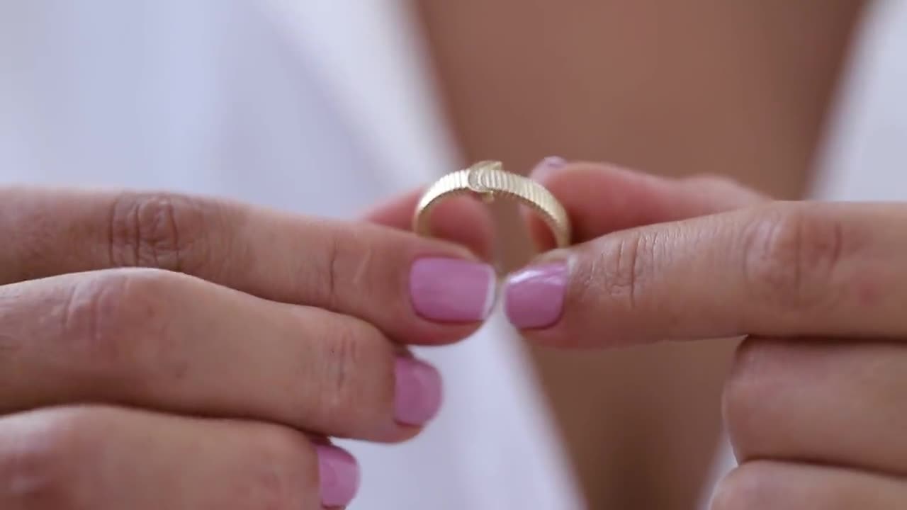 14k Solid Gold Diamond Pave Moon Signet Ring - Etsy