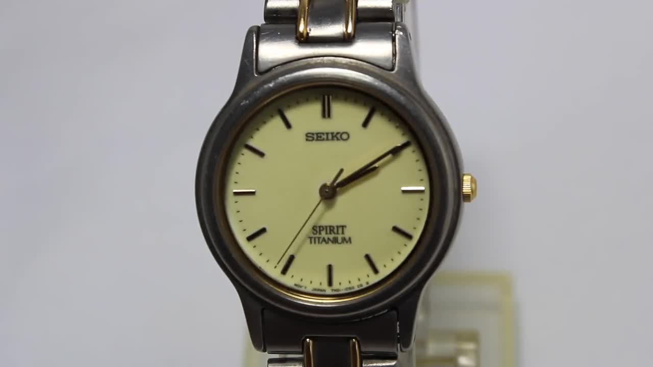 SEIKO SPIRIT Titanium Analog Vintage Watch 7N01-6730 Cased