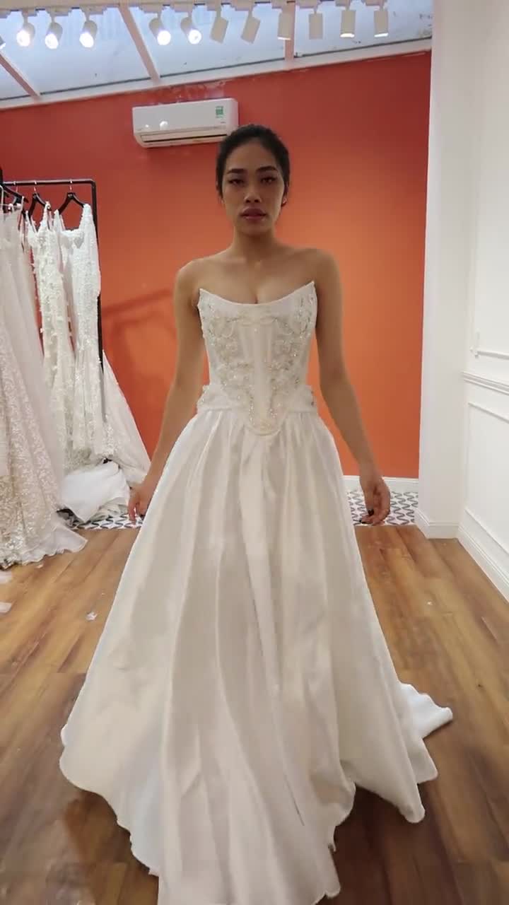 Rene美品 Renaissance Style Basque Waist Wedding Dress - Silk A-line