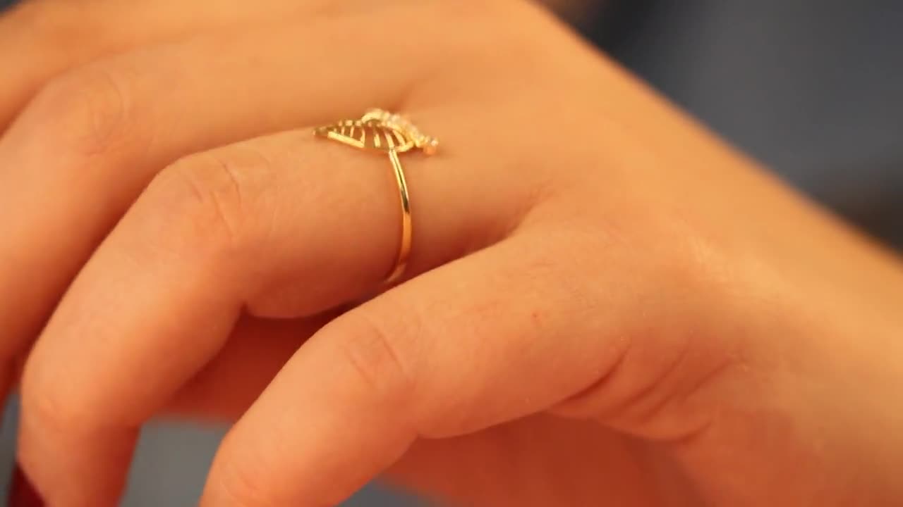LEXODY Non-Tarnish Stackable Gold Rings - 14K Gold Plated Chunky Wedding Band Set For Women