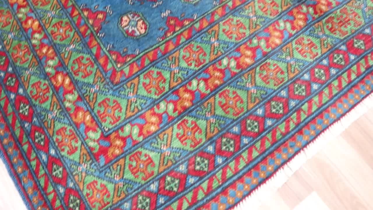 ヴィンテージブルーブハララグ、手織りアフガニスタンウールエリアラグ