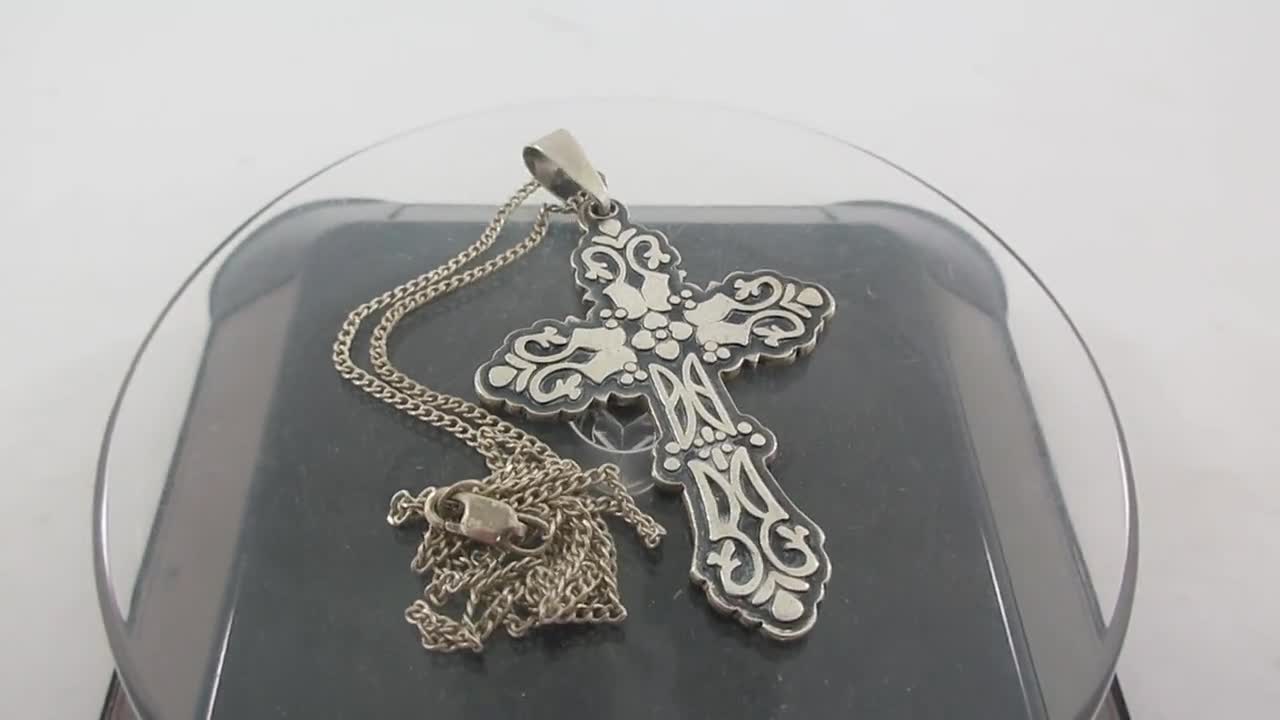 Mexico CII Sterling Silver Ornate Cross Pendant W. Sterling Silver