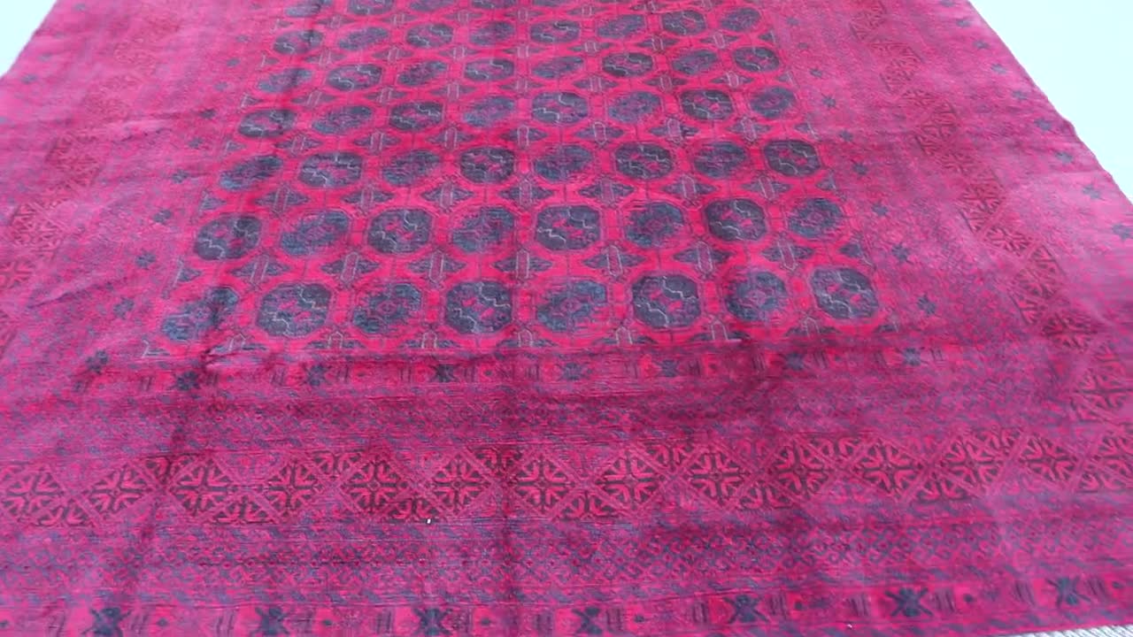 大型ヴィンテージ トルクメン サルーク ブハラ ラグ | 9'6