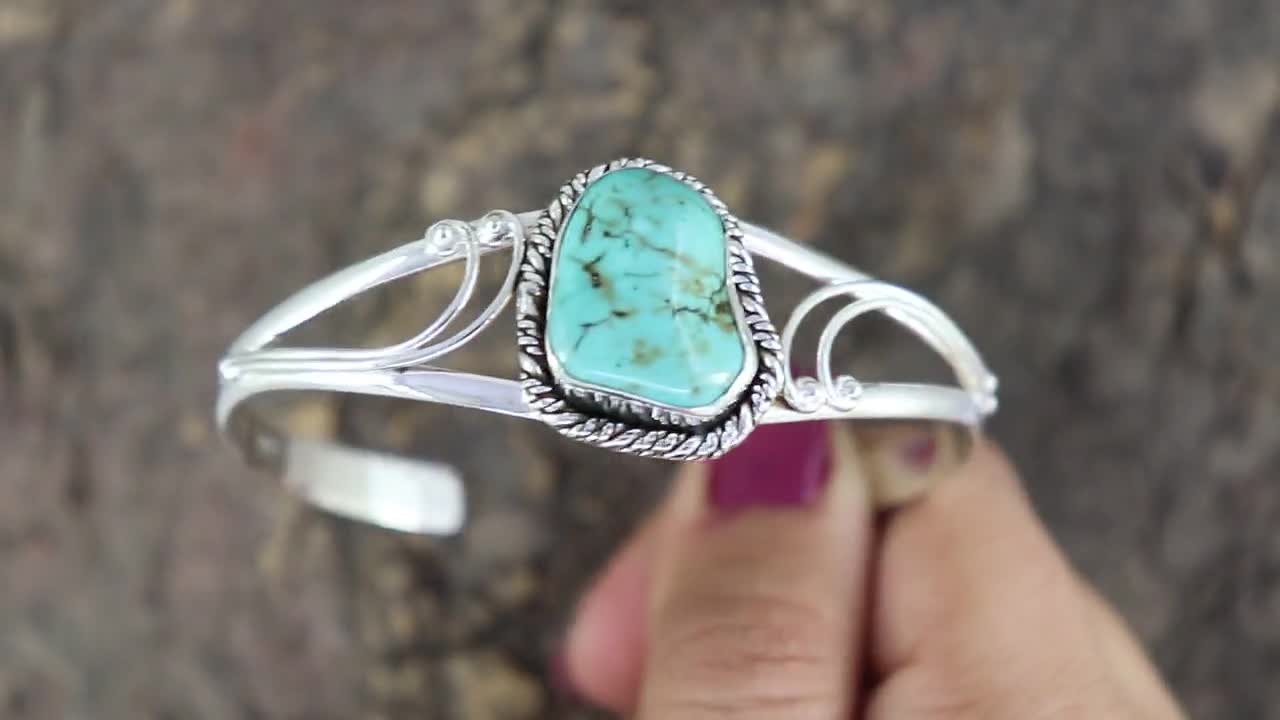 便*ン様 【Garden of Eden】Turquoise Bangle BRACELETS – Garden of eden jewelry