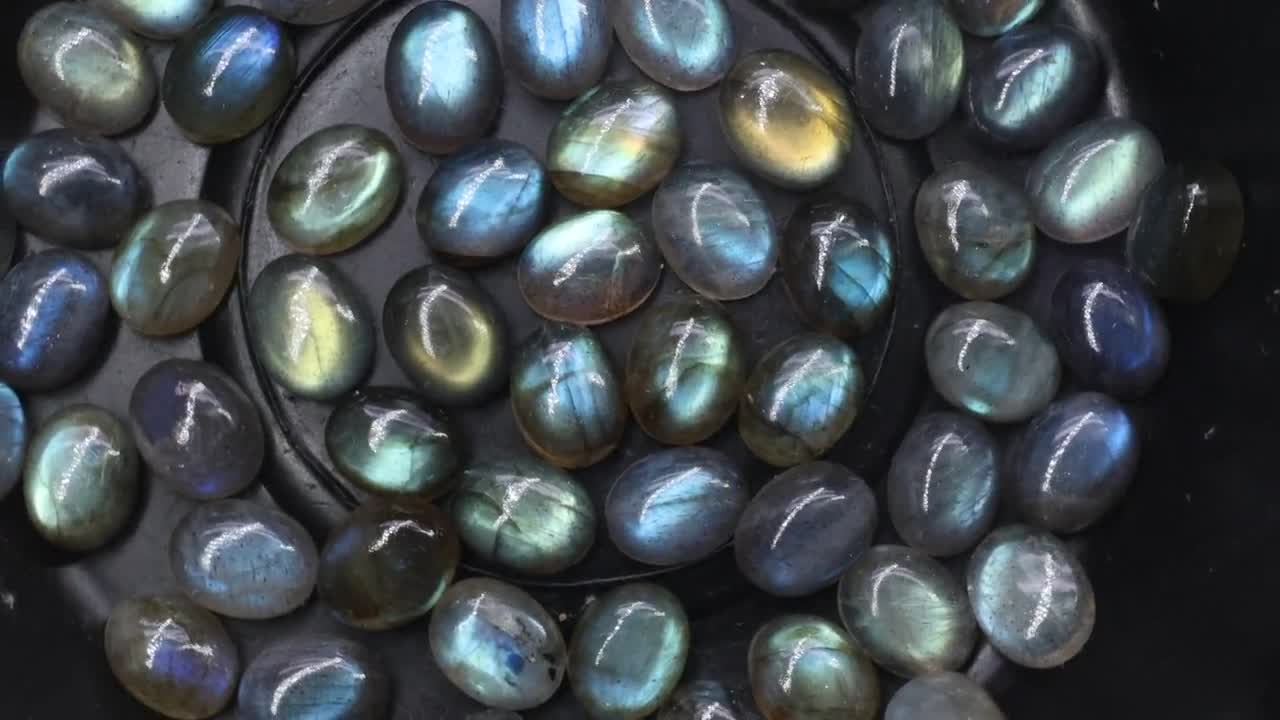 Original Labradorite Loose Gemstone 7 Carat Forme Ovale Chakra Guérison Pour La Fabrication De Bijoux Prix De Gros