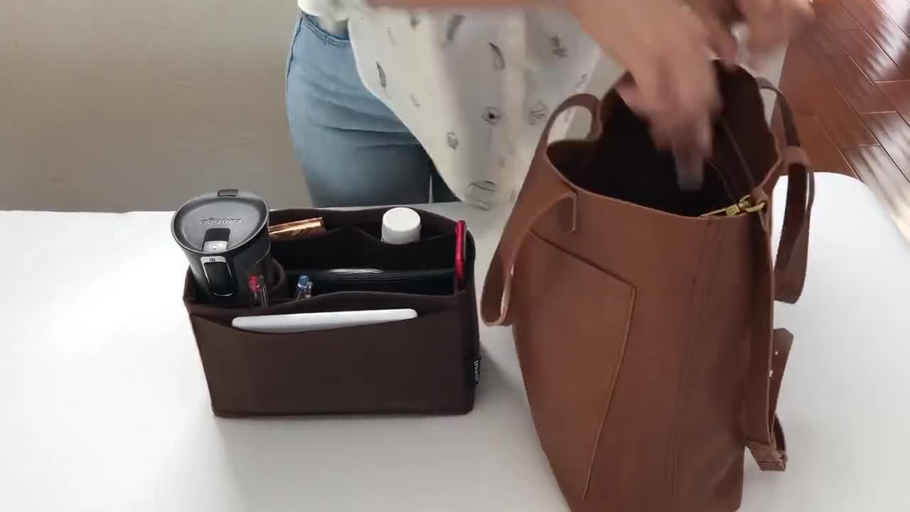 Madewell - The Medium Transport Tote: holds all your stuff, gets