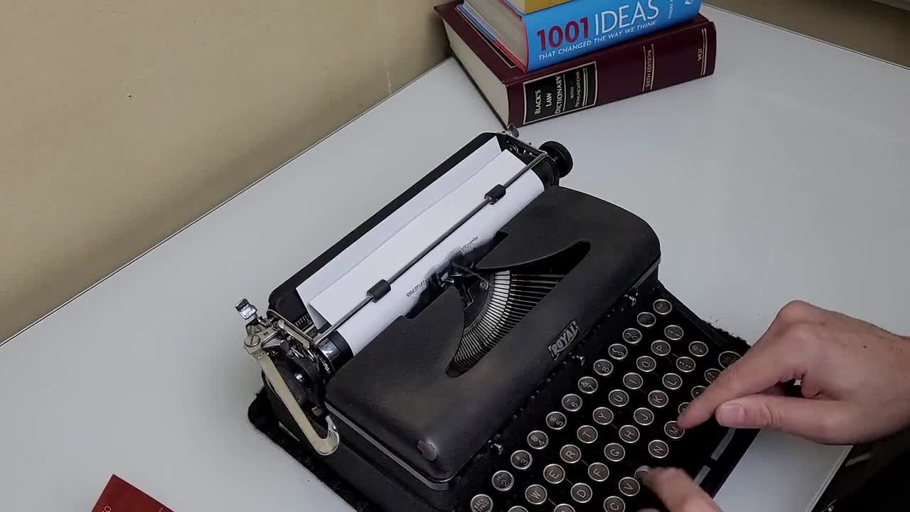 実働品　 ARROW ロイヤルタイプライター 1946年製 Royal Arrow Typewriter For Sale - My Cup Of Retro Typewriter