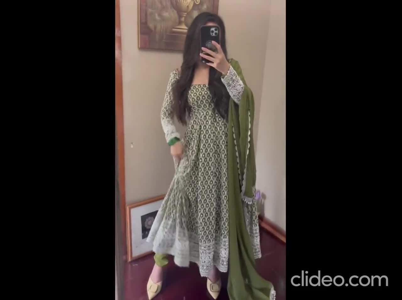 Pin by Hafsa Amjad on Lawn suit | Stylish dresses, Stylish dress designs,  Pakistani dress design
