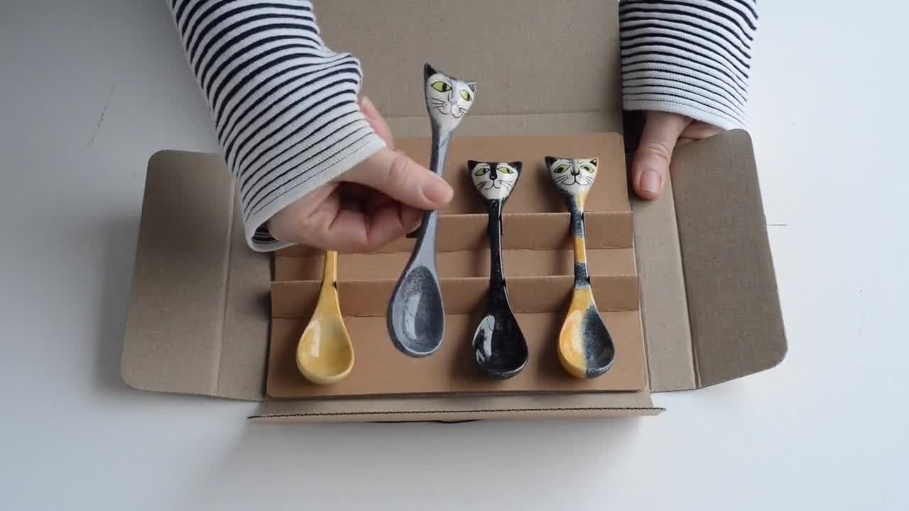 セラミック製猫スプーン – 4本セット | 手作り陶器ティースプーン