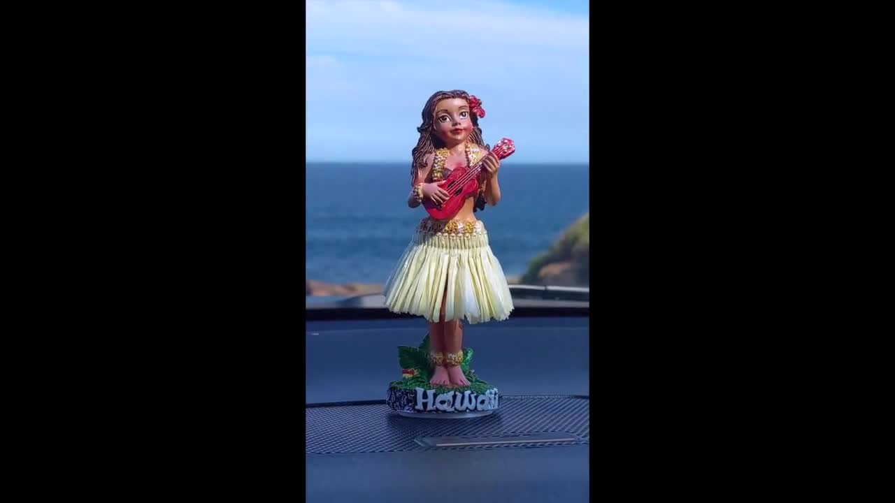 Dashboard Hula Doll, Van Life, Hawaiian Girl, New Car Gift, Truck  Accessories, Dashboard Hula Girl, Dashboard Decor, Hula Girl 