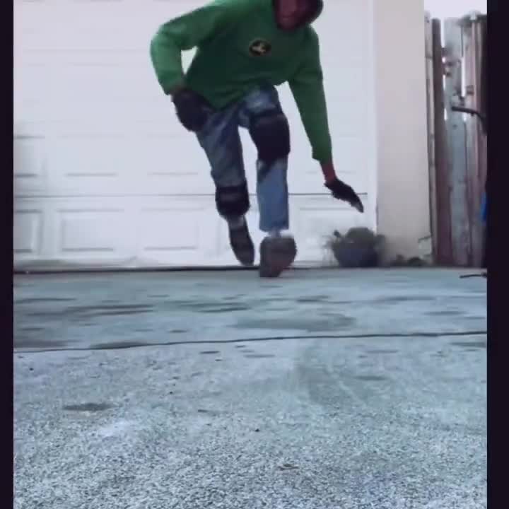 Sparking Metal Slider Gloves for Halloween, Haunted House, Cosplay & Skateboard video poster