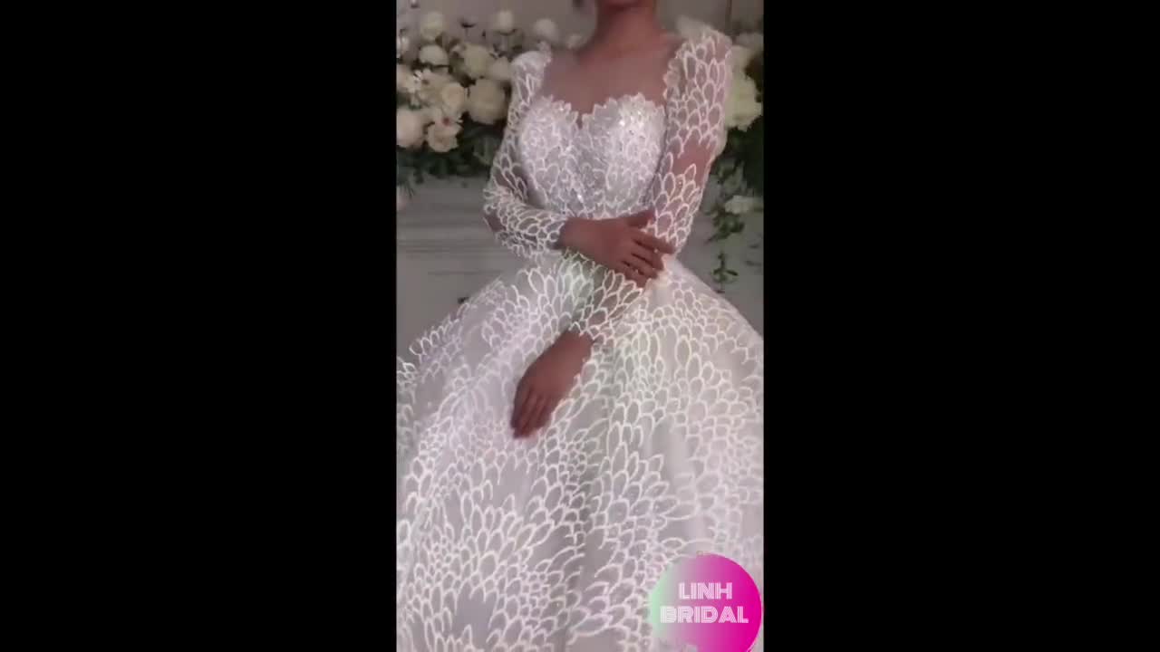 Vestido de novia blanco brillante de manga larga con escote corazón y  encaje con tul luminoso con purpurina varios estilos -  España