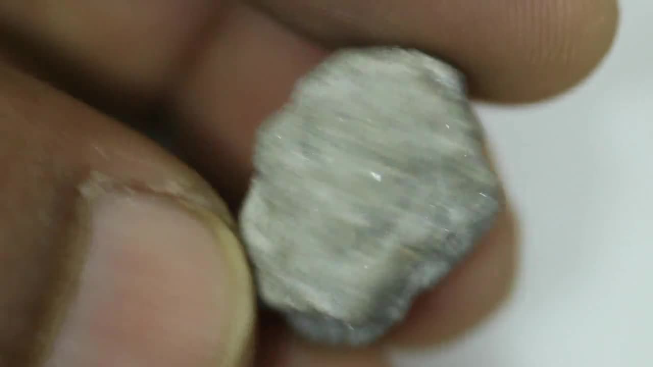 31.39 CTW 21.0 X 15.5 MM Natural Loose Big Size Rough Diamond Large Raw  Diamond