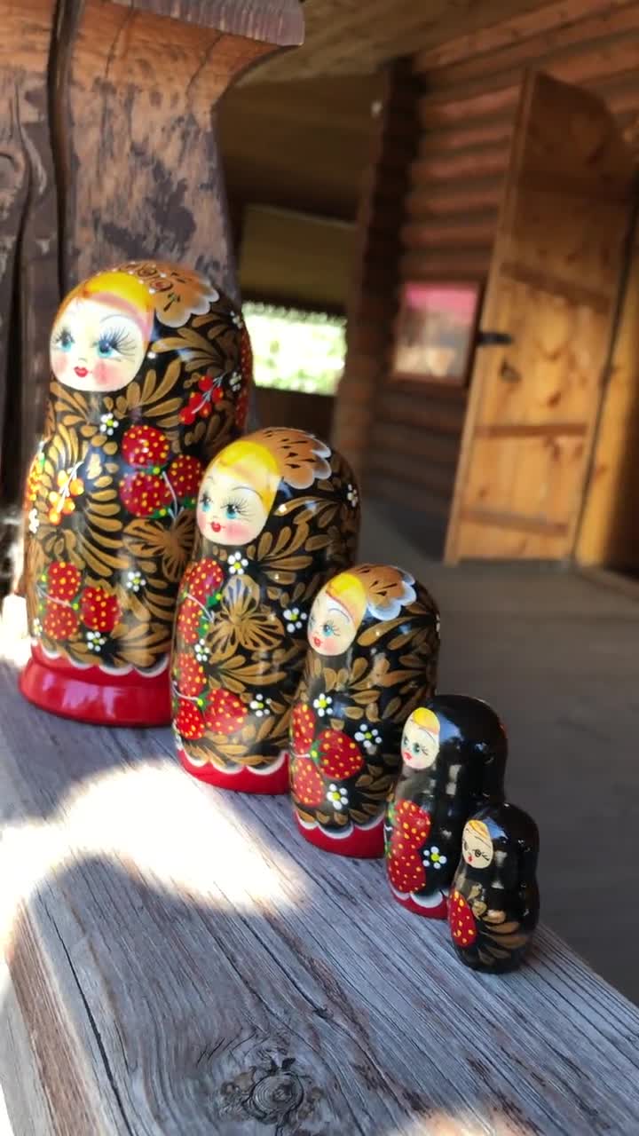 【みぃさま専用】ロシア雑貨☆マトリョーシカ 『エルミタージュ美術館』10P 楽天市場】伝統柄のマトリョーシカがいっぱい!!＼ラッキーバック