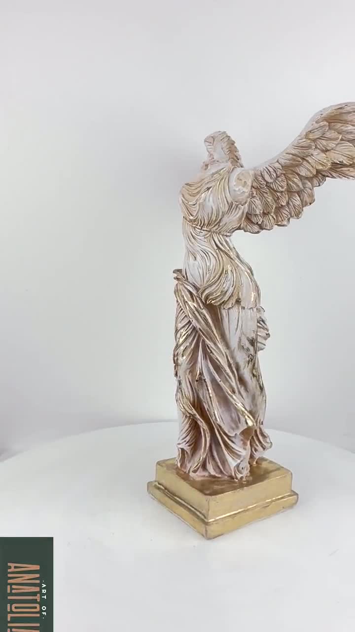 サモトラケのニケ像：古代ギリシャの女神ニケ、ヴィンテージスタイルの