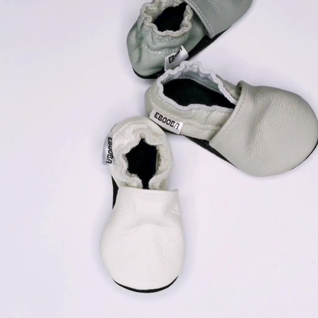Los zapatos de bebe 26/27, zapatillas negras, calzado deportivo para niño  3-4 años, ebooba -  México