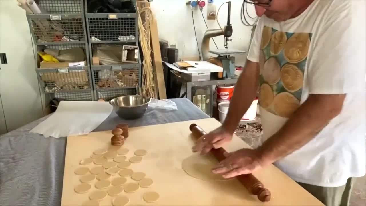 Stamped pasta: corzetti - La Receta de la Felicidad
