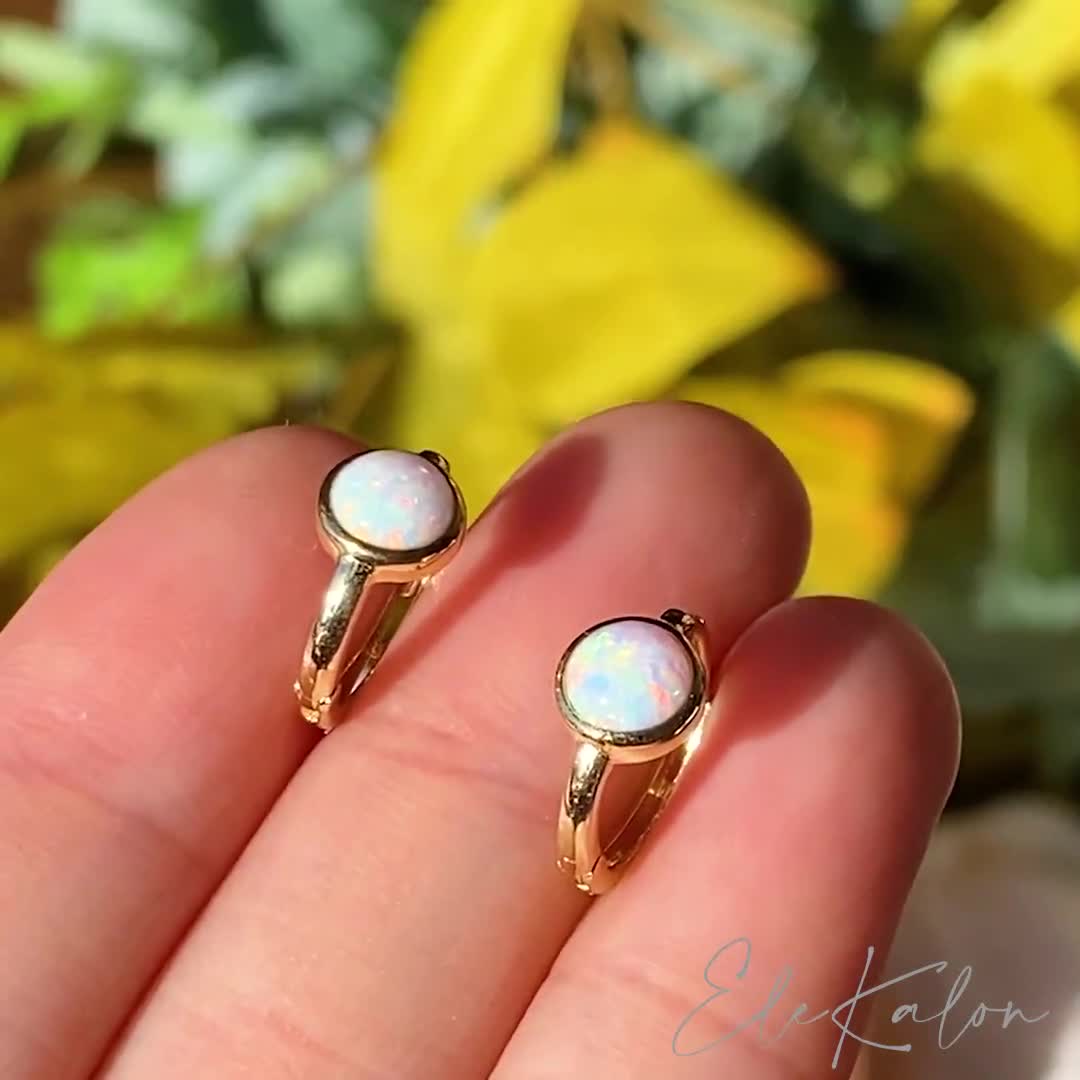 Orecchini A Cerchio Con Opale Blu, Placcati Oro 14k, 15 Mm, Ipoallergenici, In Confezione Regalo