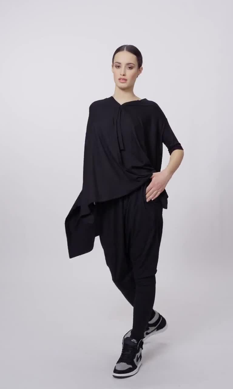 Two-piece Set of Open Back Blouse and Jersey Pants