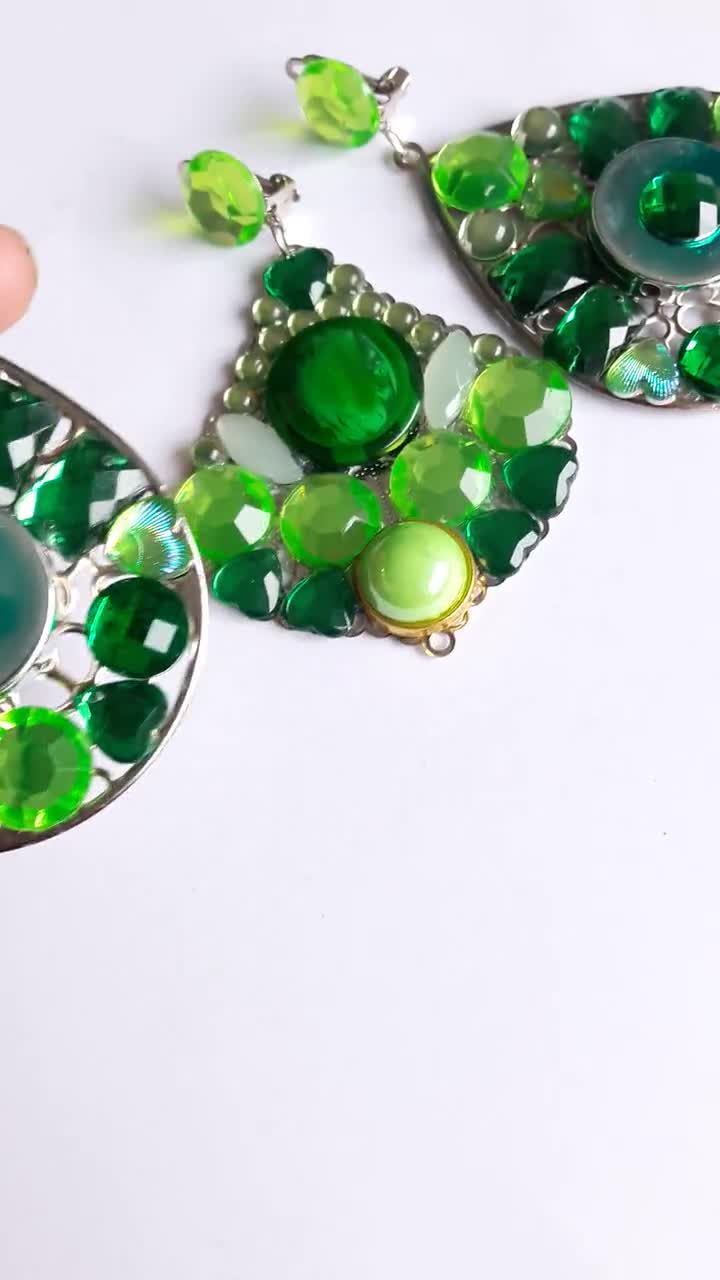 Big Green Earrings , Green Fuchsia Earrings , Large Green Ab Earrings , Large  Green Rhinestone Earrings , Crystal Chandelier - Etsy