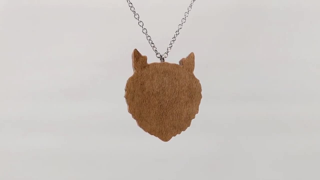 ネックレス ヘッド 木製 フクロウ フクロウの頭の彫刻が施された木製ペンダントネックレス - Etsy 日本