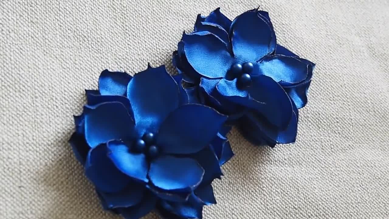 Navy Blue Flower Hair Clip, Royal Blue Hair Flower, Satin Flower Clips,  Royal Blue Flower Pins, Blue Wedding Flowers, Blue Roses Hair Pins 