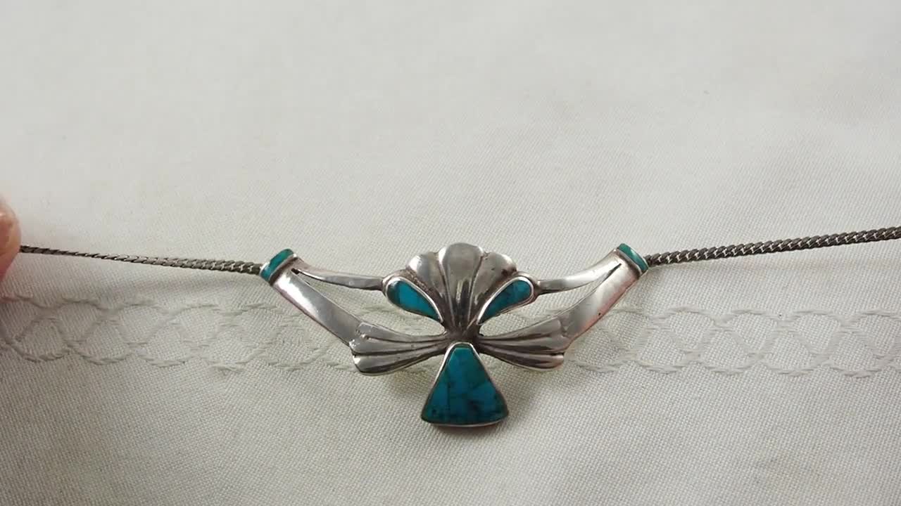 Vintage Taxco Sterling Silver Turquoise Necklace: Shell Motif