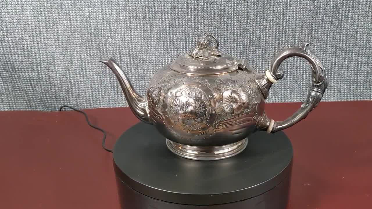 EPBM (electroplated Brittania metal) silver-plated teapot 462