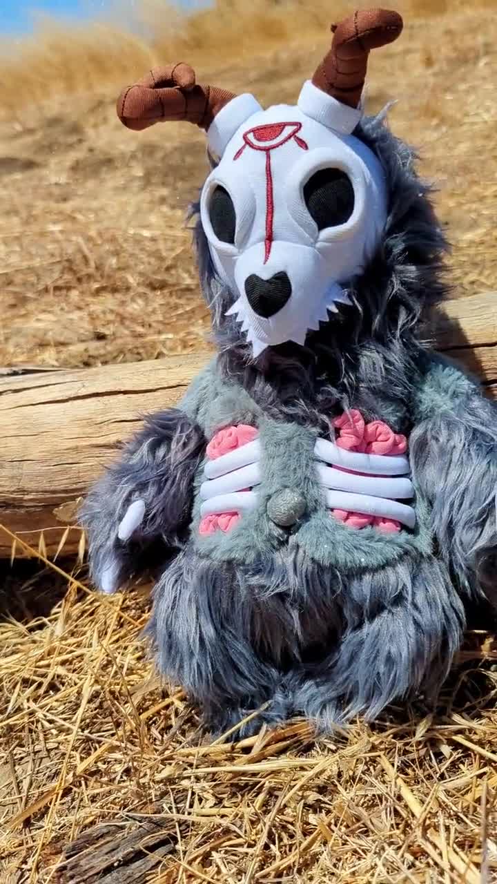 ウェンディゴ クリプティッド ぬいぐるみ | ストレンジフェローズ