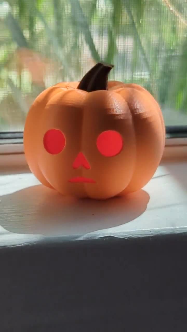 Over the Garden Wall Pumpkin Pottsfield Town Folk Head Jack-o