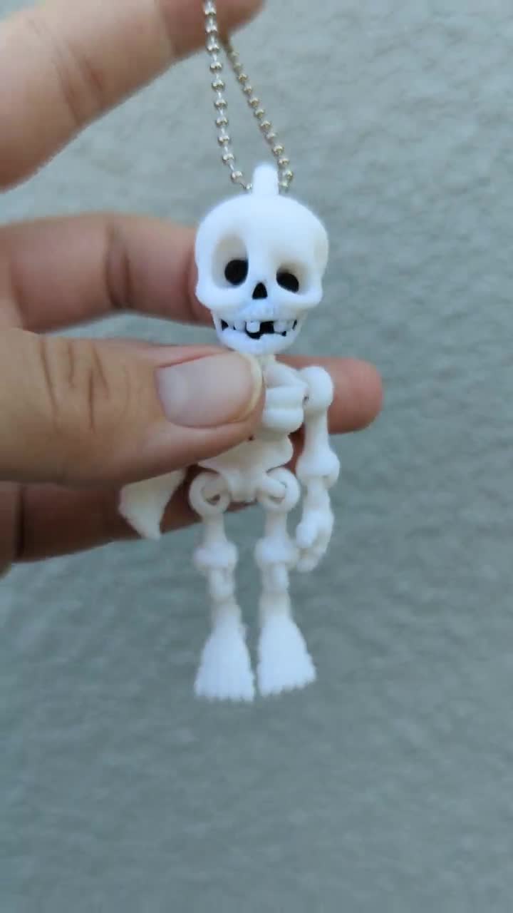 Skeleton Keychain Articulated 3D Printed Figure: Spooky Halloween