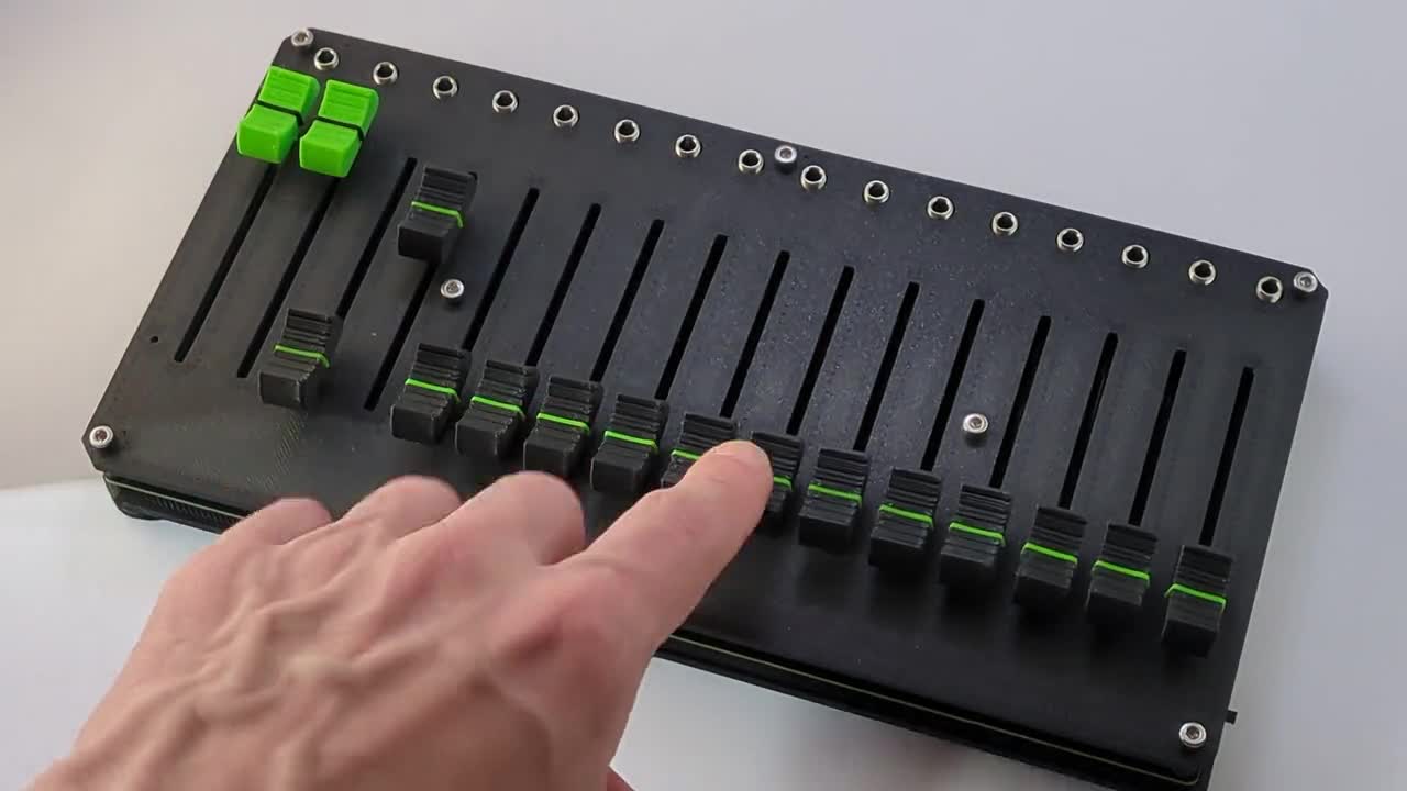 MIDI コントローラー フェーダー バンク - Etsy 日本