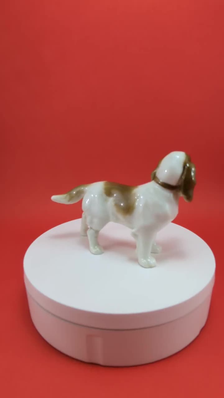 フッチェンロイター社製 ドイツ磁器製犬の置物 – イングリッシュ