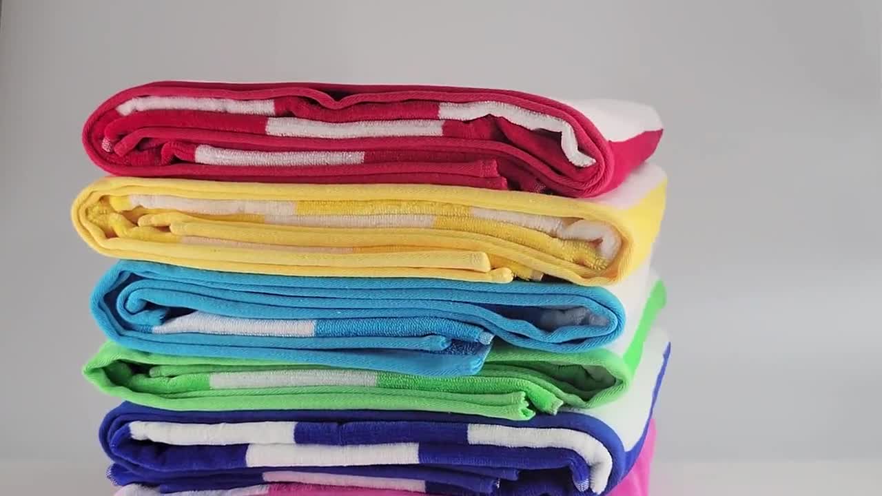 https://v.etsystatic.com/video/upload/q_auto/Premium_Striped_Towel_NAME_nezeer.jpg