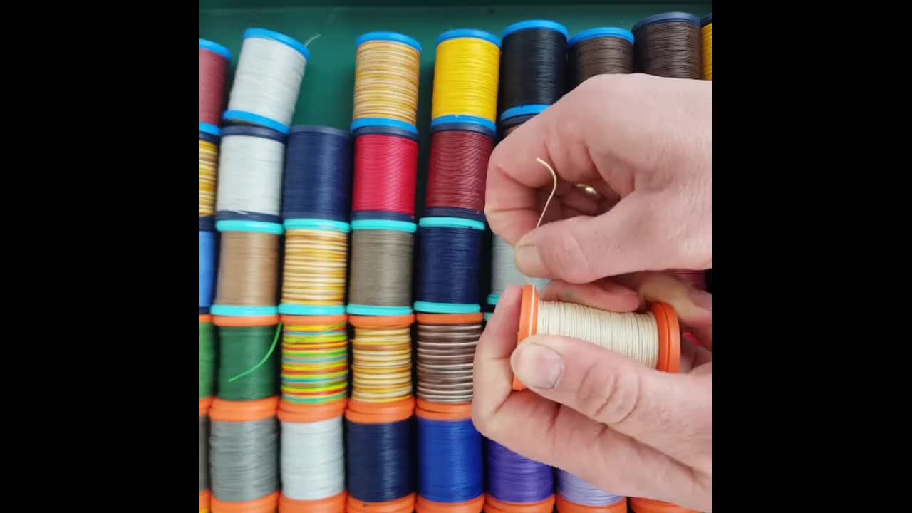 0.45mm Round Waxed Polyester Thread for Leather Craft Hand Sewing Essential  60 Meters/65 Yards 