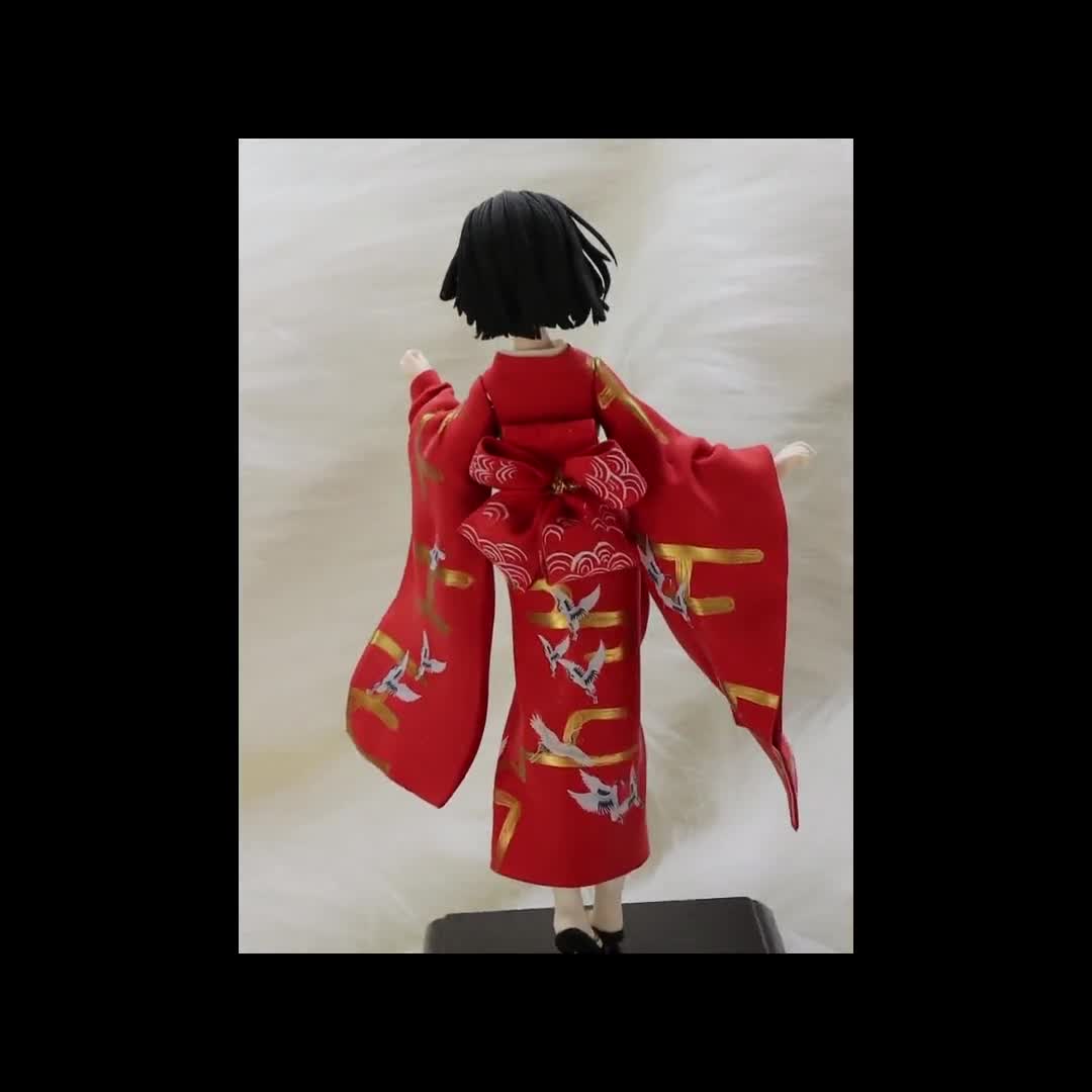 手作りの 8 インチ超軽量粘土アクションフィギュア。着物に繊細な絵を
