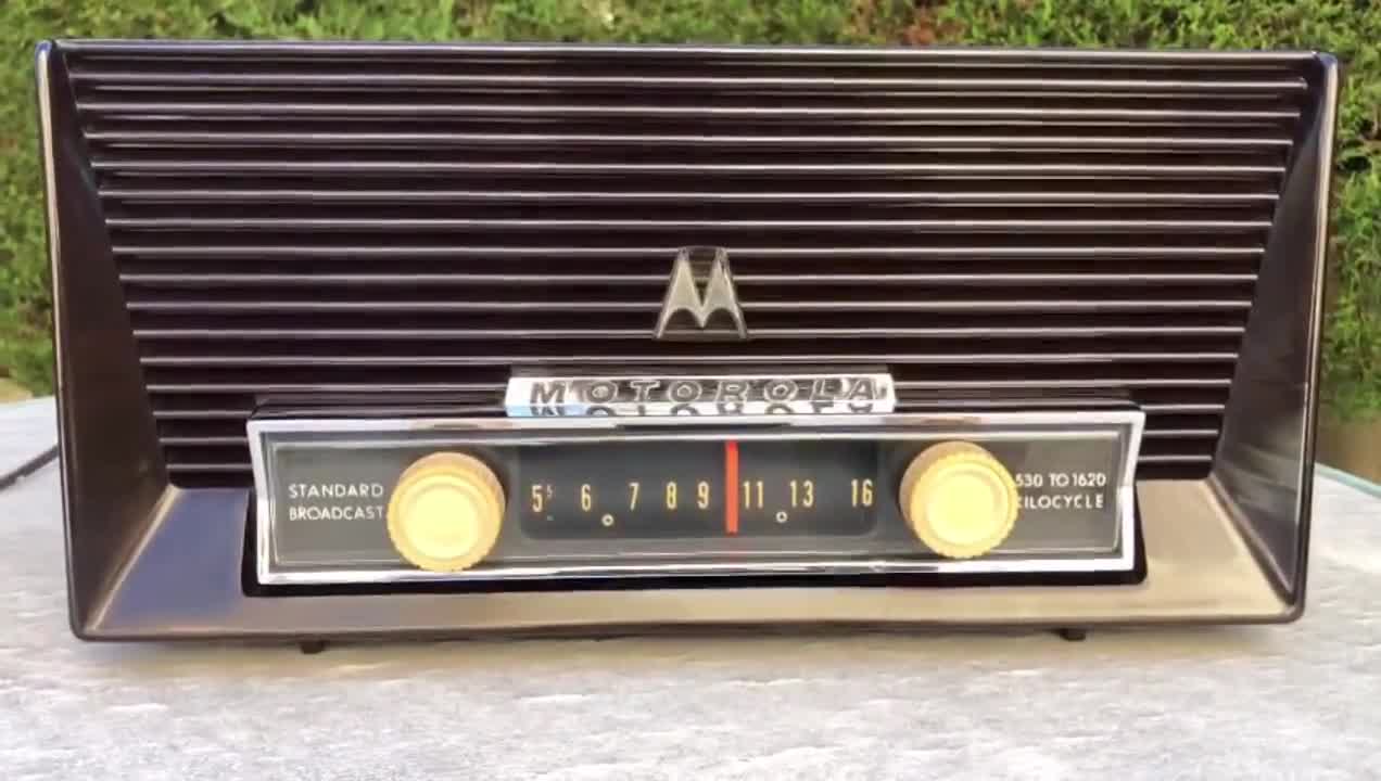 Vintage Analog Phone by Michael Mullan額装 Vintage Analog Phone by Michael Mullan額装 コレクション