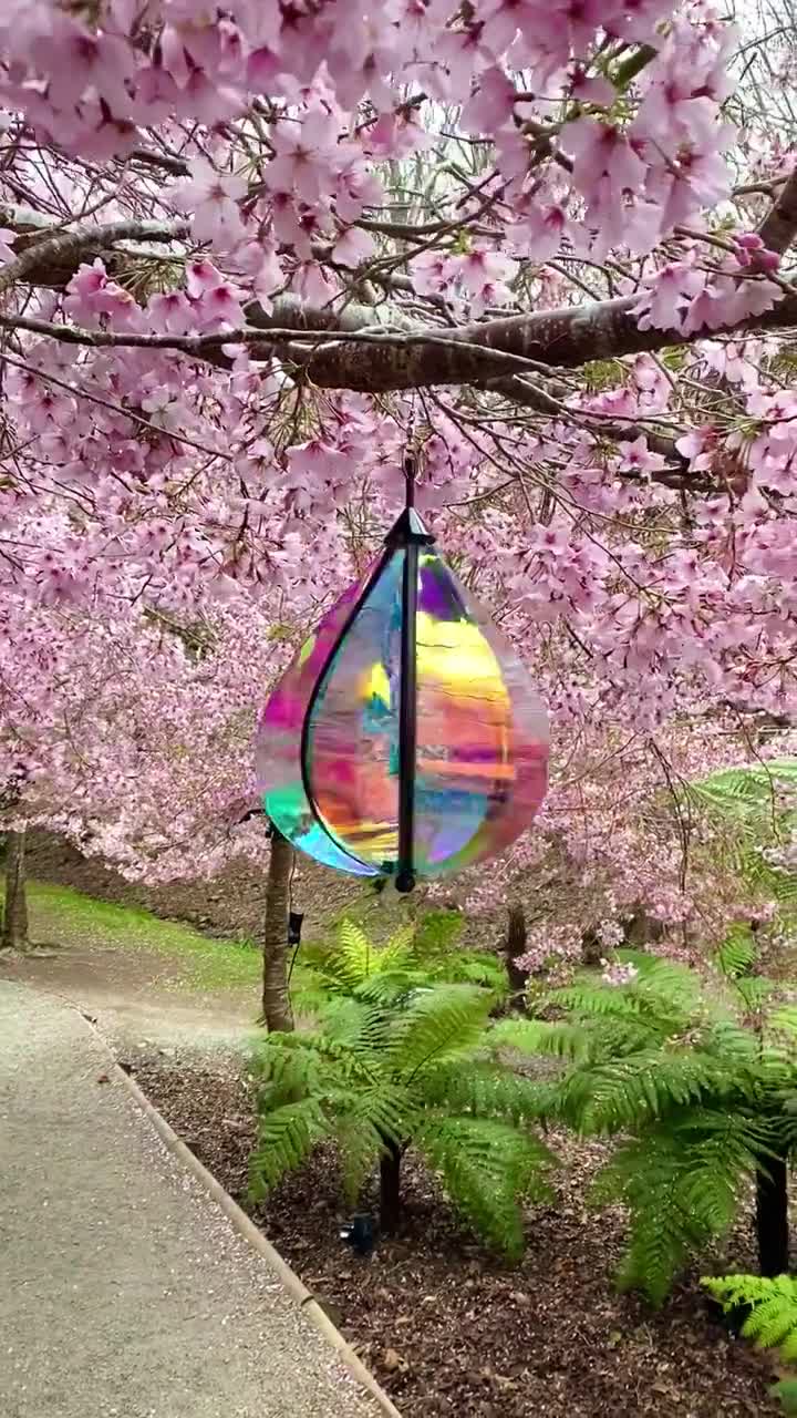 Rainbow Spinning Garden Wind Art, Hanging Design Sculpture for