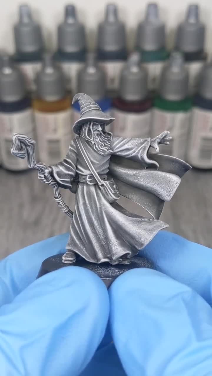 CLASSIC WIZARD || Unpainted Fantasy Resin Miniature for 28mm or