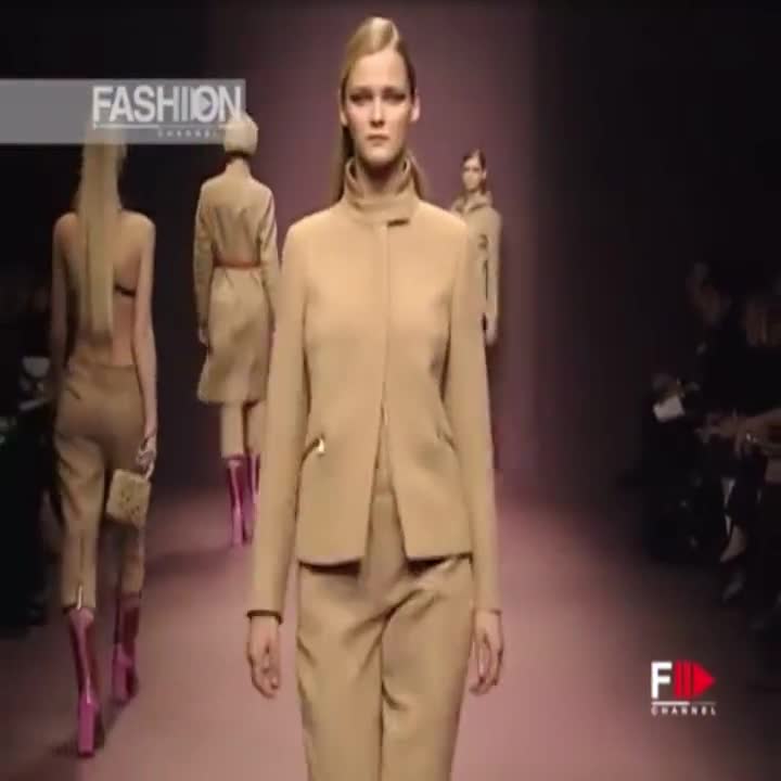 Prada Fall Winter 1999 Camel Beige Wool Jacket, Elbow Patch