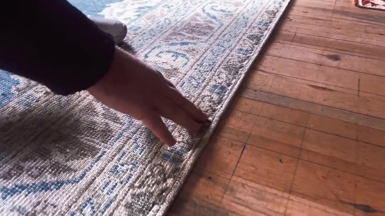 パッチワーク✳︎43×207 デニムブルー囲み　フラワー　トルコヴィンテージラグ サヤンサヤン ラグ アンティーク 風 トルコ絨毯 おしゃれ 133×195