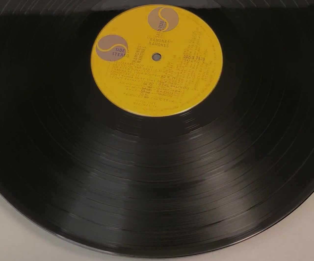 Original 1976 Release, Ramones - Ramones | Sire Records, SASD-7520