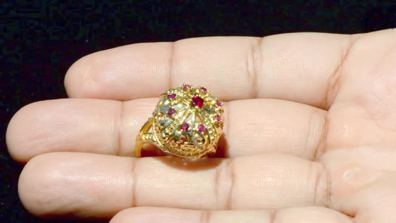 Vintage Franklin Mint Natural Ruby 750 18K Solid Gold Filigree Crown Domed  Fleur De Lis Ring - ExoticGoldJewelry