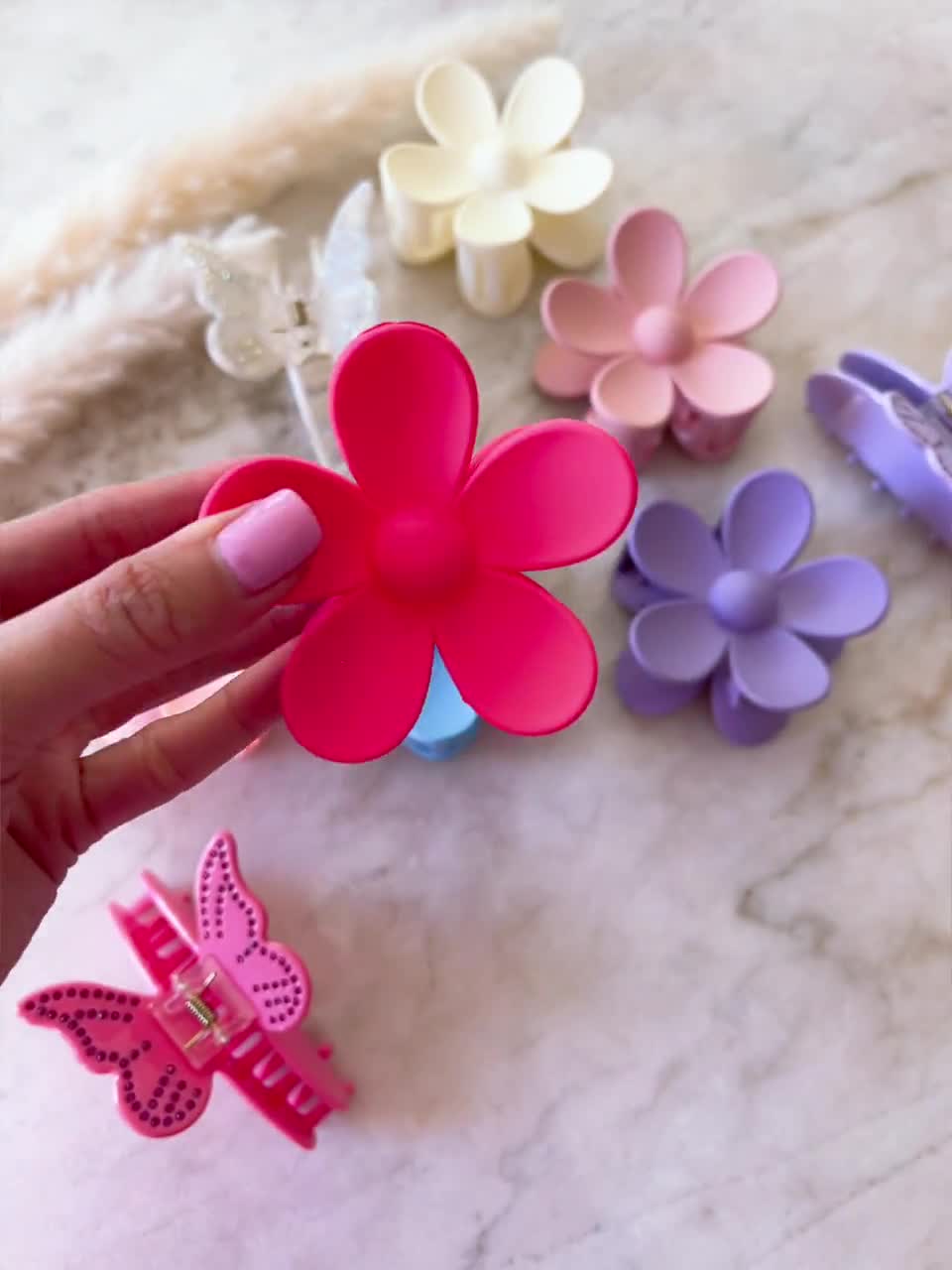 Big flower hair best sale clips