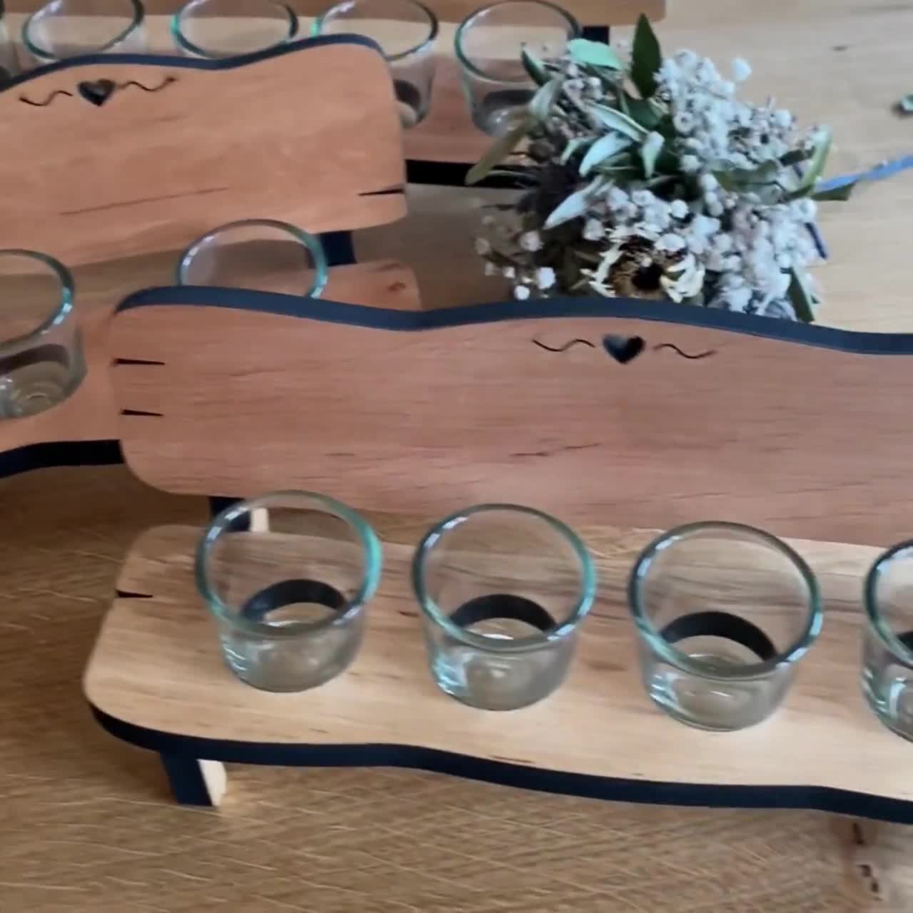 Panca Portabottiglie In Legno '40 Anni' Con Incisione – Completa Di 2 Bicchierini Da Liquore Arcoroc E Tappi Decorativi – Regalo Per Compleanno E Anniversario - 2