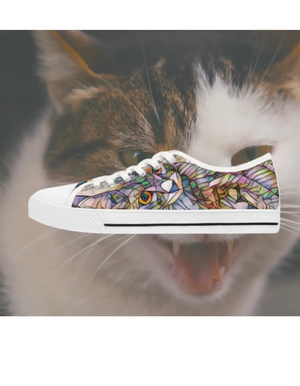 キャットデザイン ローカットスニーカー：女性用アーティ